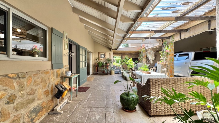 5 Bedroom Property for Sale in Caledon Western Cape